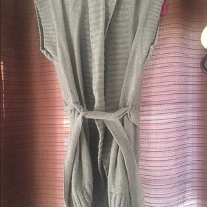 BCBG Maxazria woman’s gray long sweater